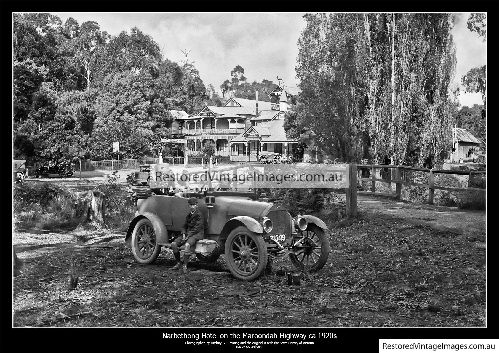 Ford Car Outside The Narbethong Hotel 1920s